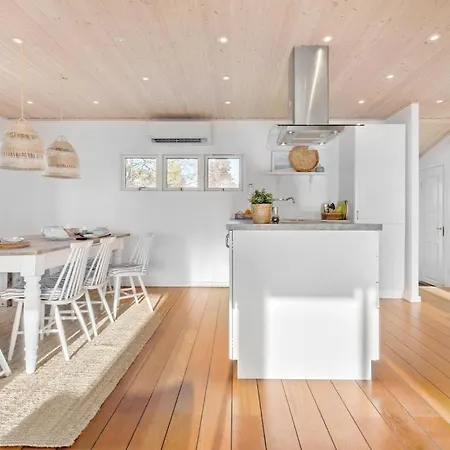 3 Bedroom Amazing In Grevinge